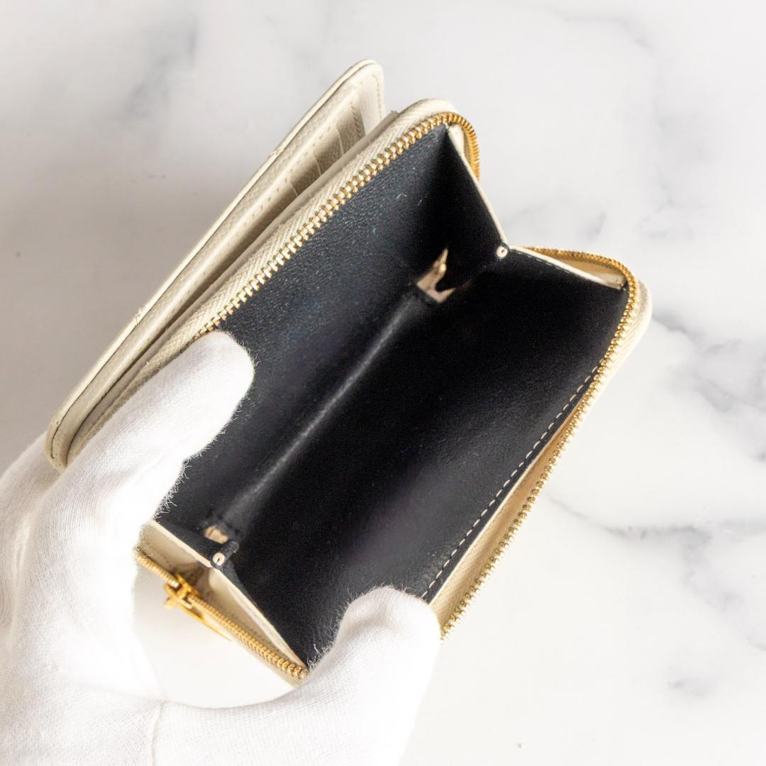 サンローラン キャビアスキン コンパクト 二つ折り 財布 ベージュ 金