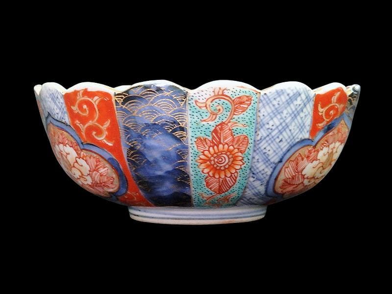 古伊万里 金襴手 窓絵 牡丹の図 輪花鉢 菓子鉢 E900AS-CUq