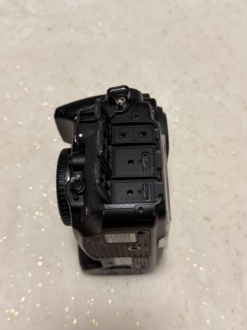 Nikon ニコン Ｄ８１０　純正バッテリーグリップ付き　シャッター数30112