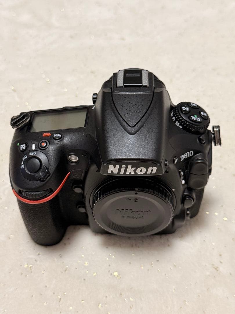 Nikon ニコン Ｄ８１０　純正バッテリーグリップ付き　シャッター数30112