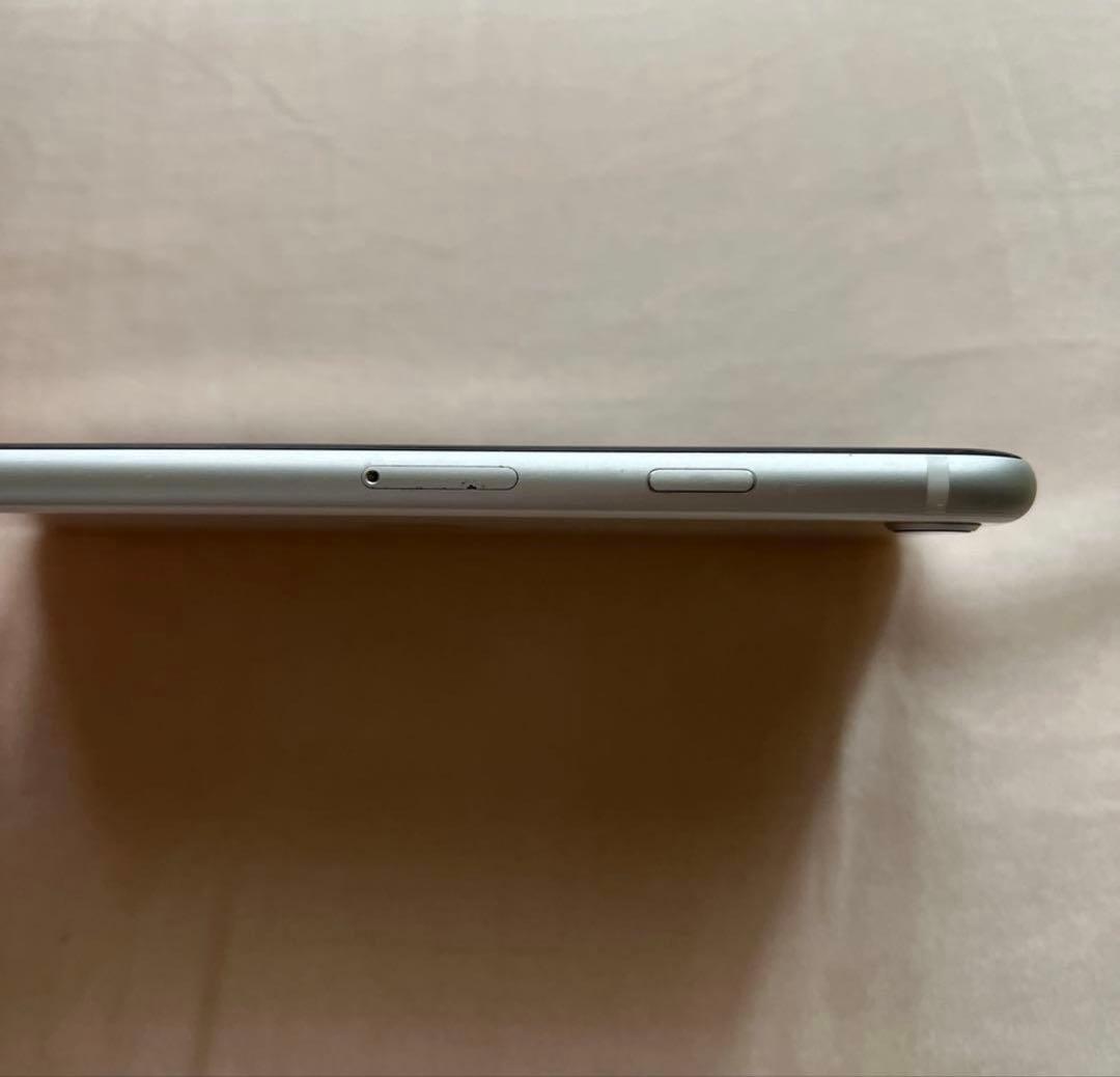 iPhoneSE 第2世代　ホワイト　128GB