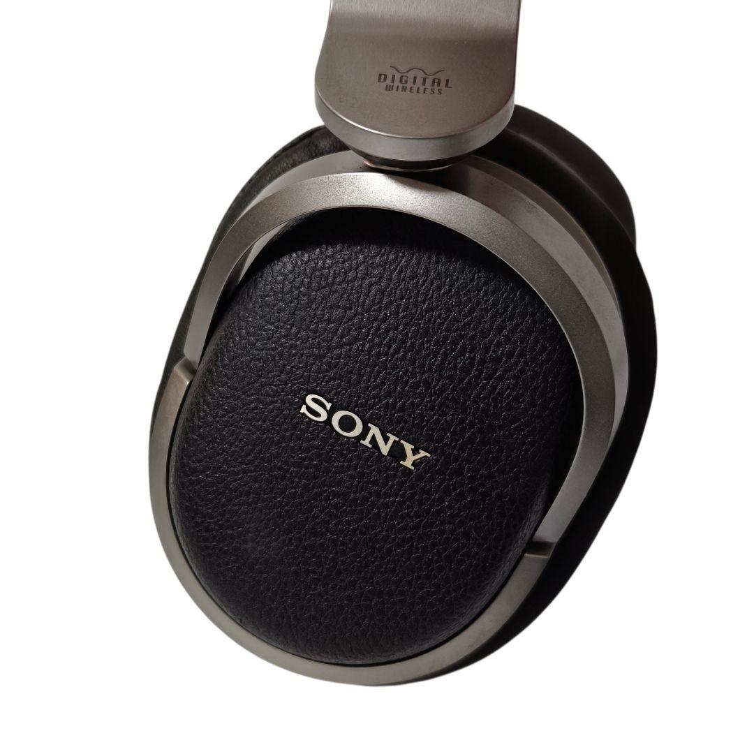 SONY デジタルサラウンドヘッドホンシステム 密閉型 MDR-HW700DS