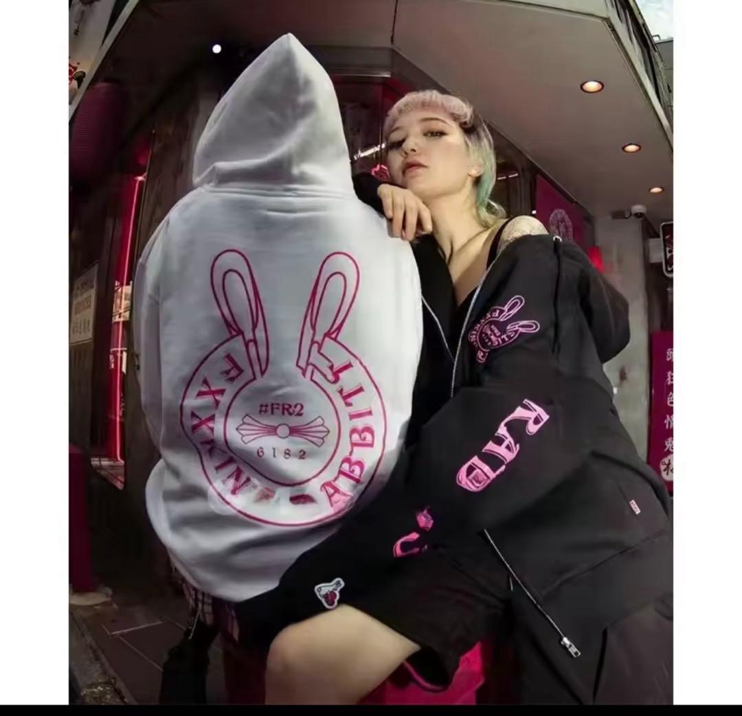 未使用☆正規品 限定品 FR2 フーディ ジップパーカー 梅 - メルカリ