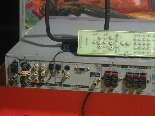 ★ソニー AVD-S1　CD・DVDプレーヤーを内蔵、AVアンプレシーバー