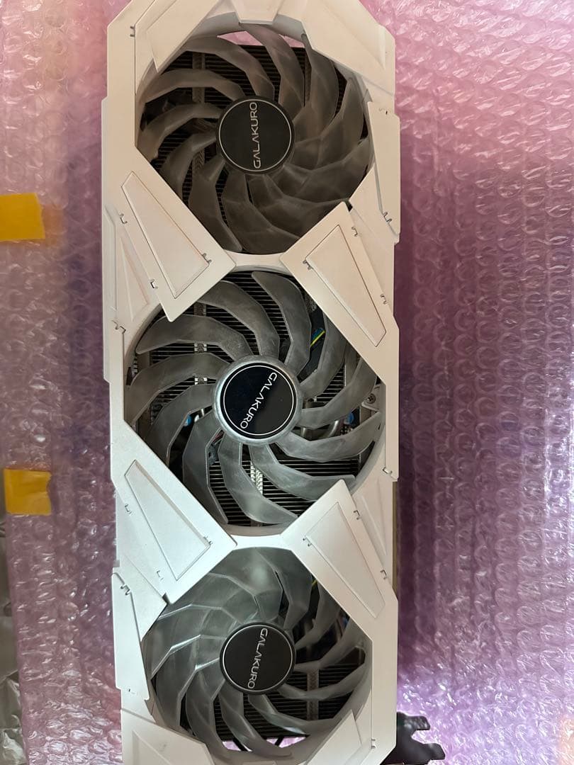 (ジャンク品)GEFORCE RTX グラフィックボード ホワイト　※説明文読