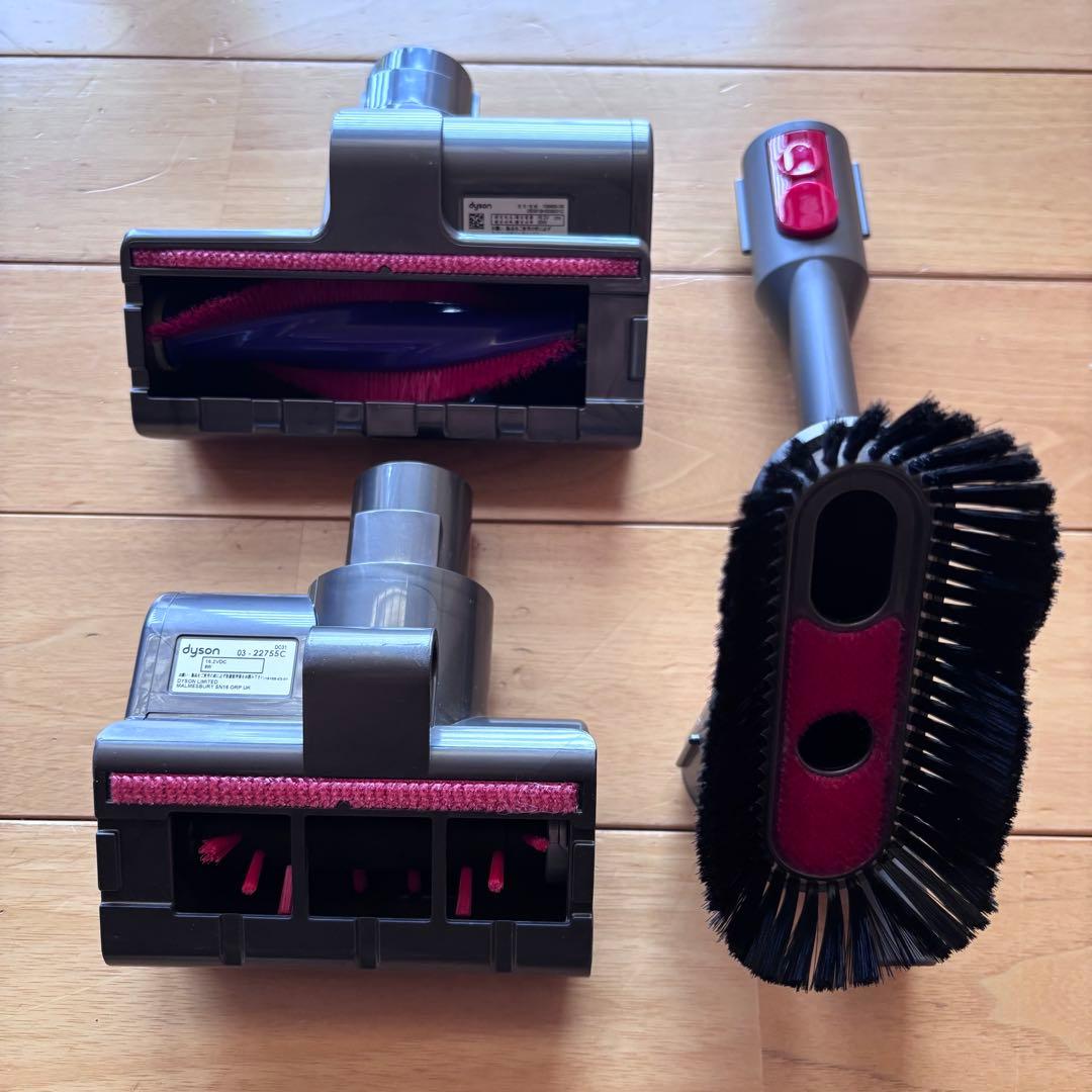 Dyson スティッククリーナー本体 各種アタッチメント付き DC35 Dyson
