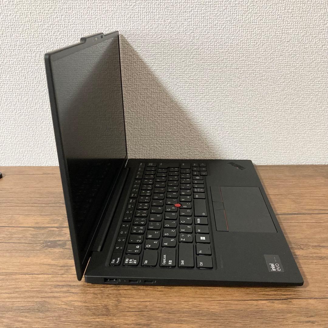 1/12削除・Lenovo ThinkPad X1 Carbon Gen 12