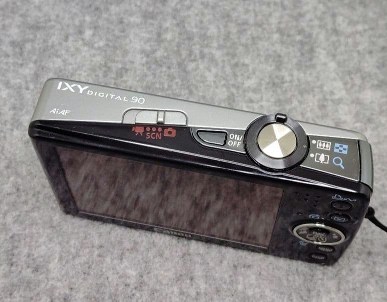 Canon IXY Digital ９０　　ＣＣＤモデル