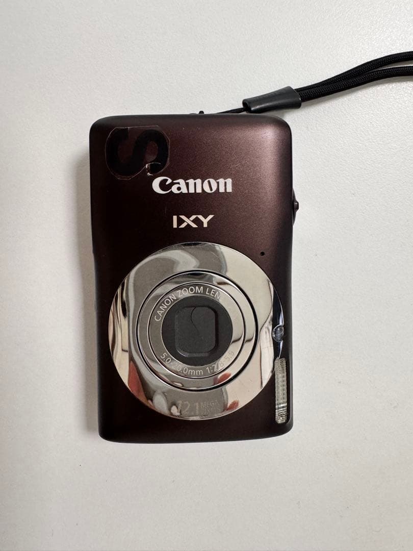 キヤノン／デジタルカメラ／ixy200F 充電器付き