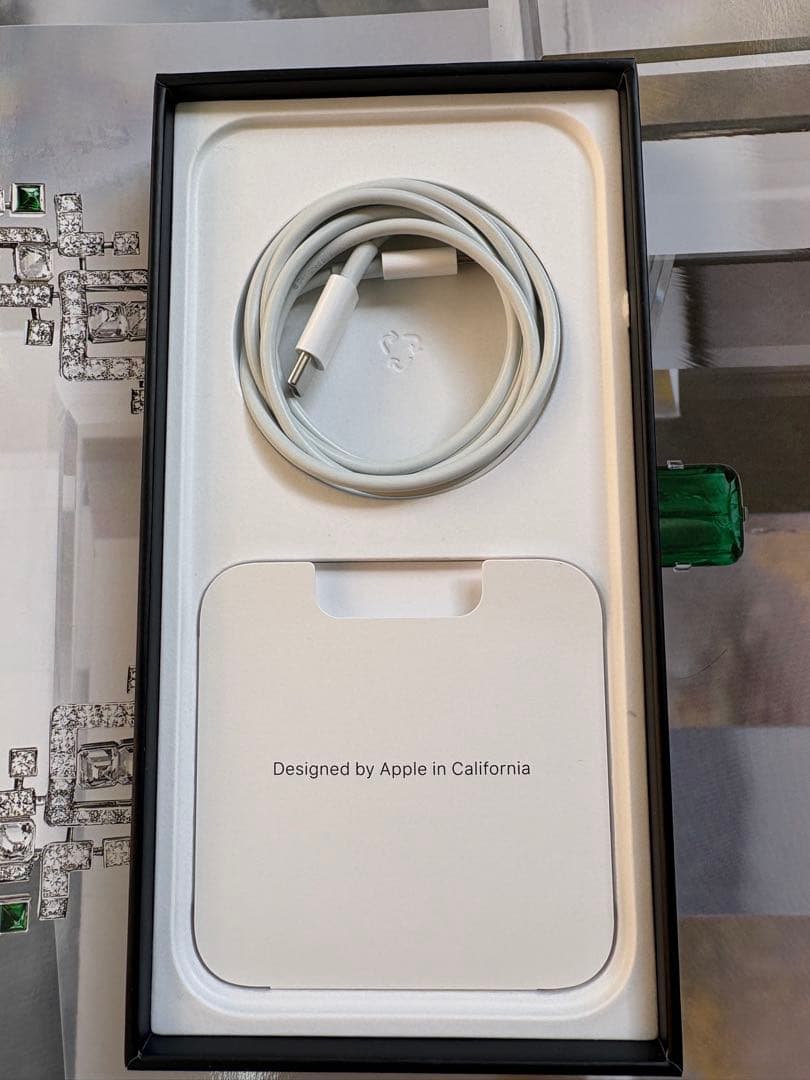 美品iPhone13Pro MAX 128 GB バッテリー容量84%