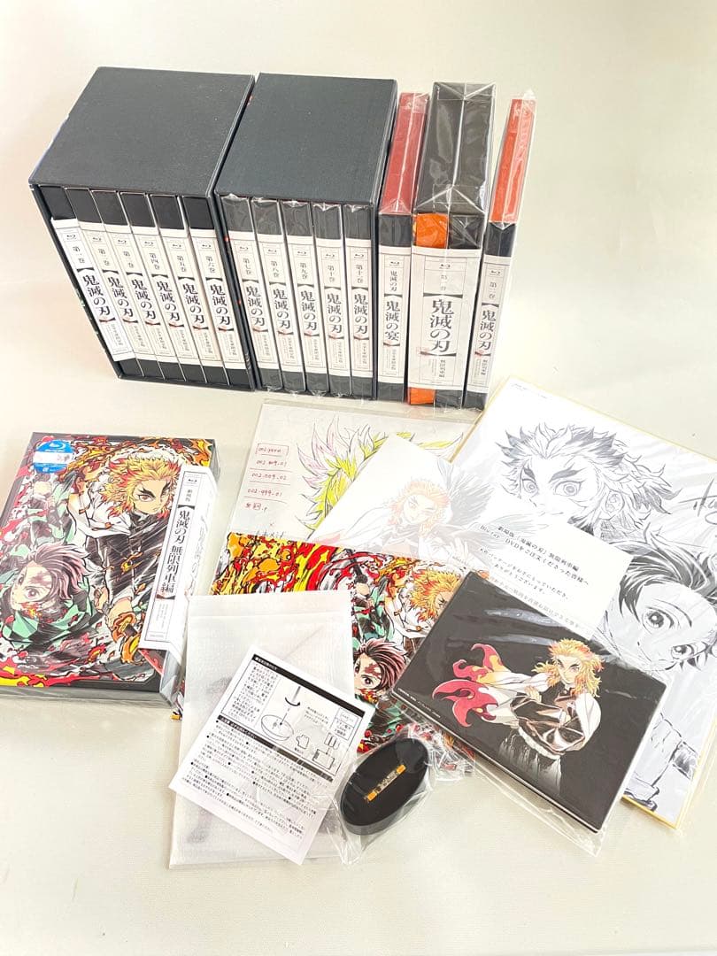 鬼滅の刃 Blu-ray BOX 初回限定盤 ufotable 特典付き 匿名 Amazon.co.jp: 【Blu-ray】鬼滅の刃 完全生産限定版 全11巻セット(全巻