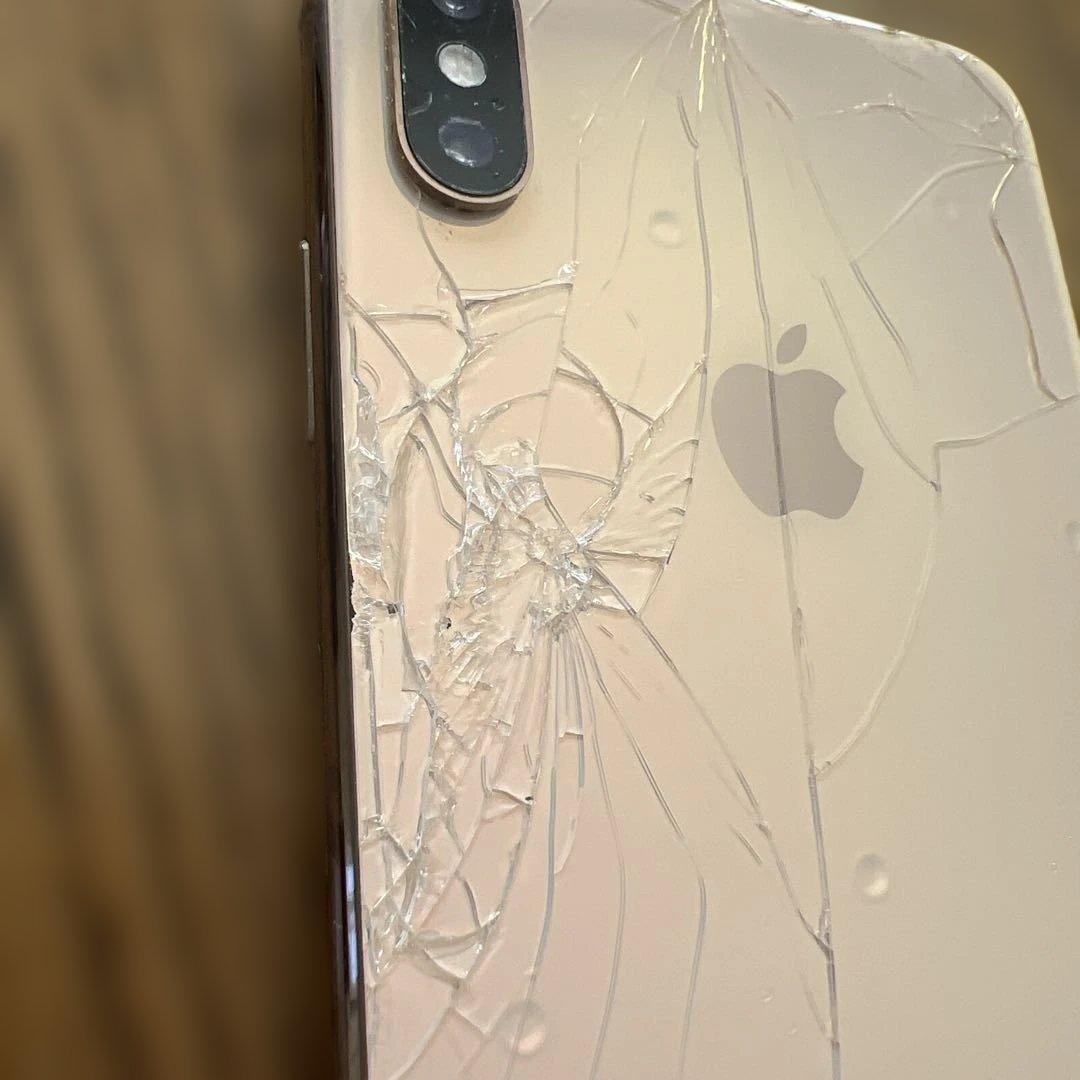 即日発送致します!! iphone xs max 64g 割れあり