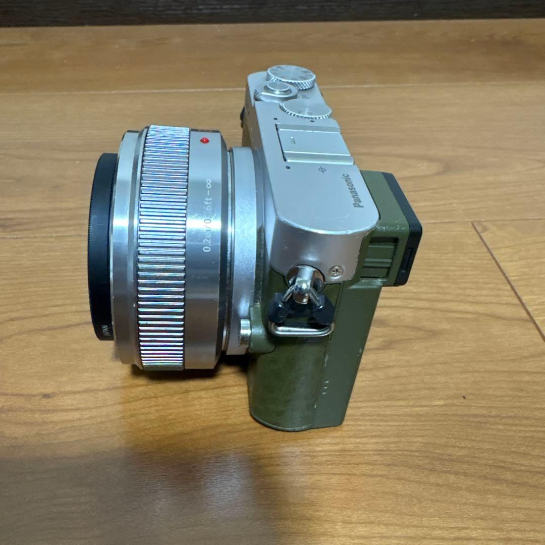 LUMIX DMC-GM5-G ボディ グリーン G 20mm f/1.7 付