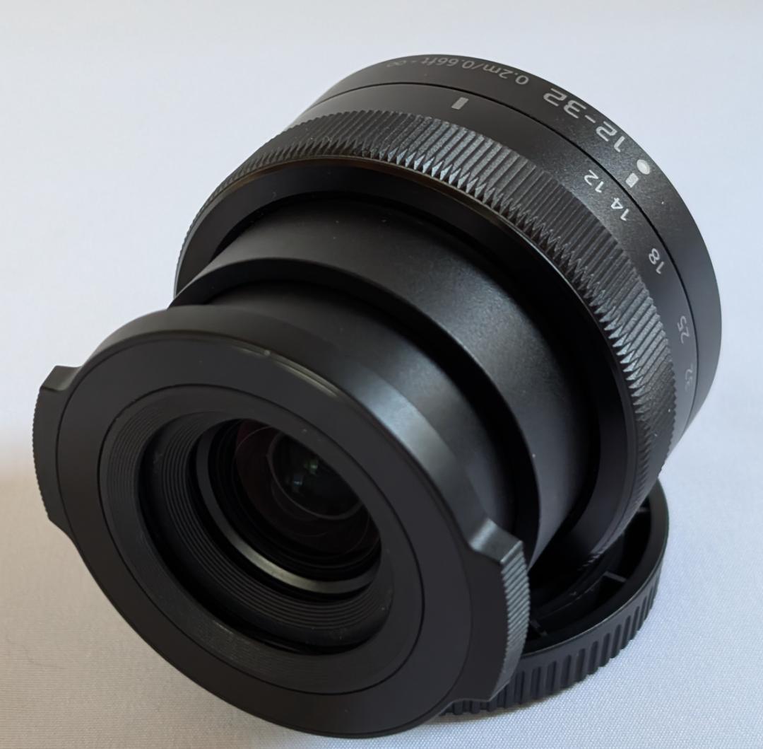 LUMIX G VARIO 12-32mm（自動開閉レンズキャップ付き）