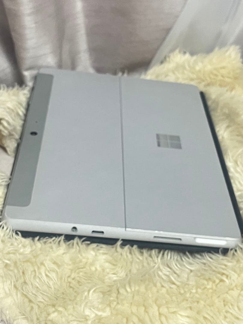 【Microsoft】surface go 64G 充電器付き　動作確認済み
