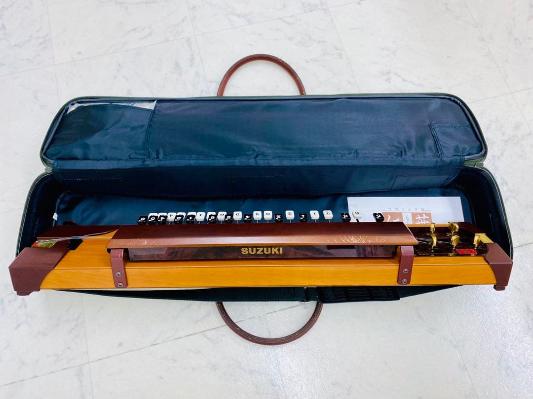 鈴木楽器〝紅葉〟大正琴 ハードケース付