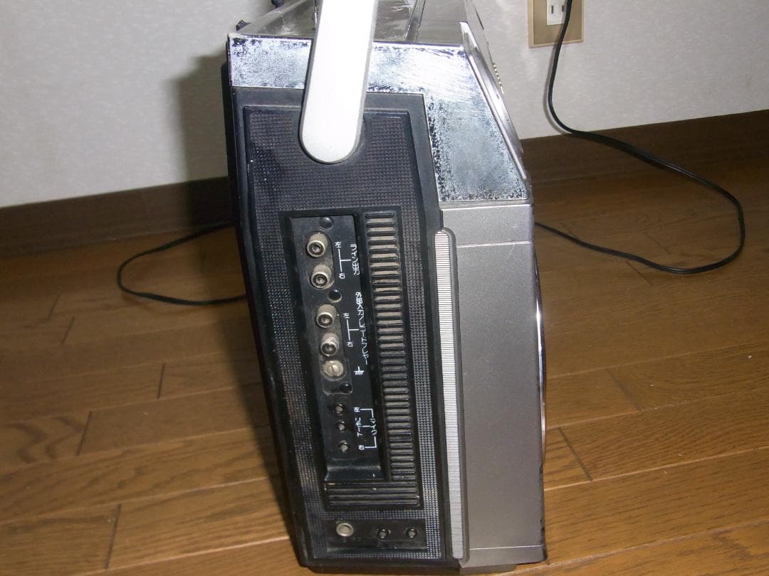 昭和レトロ 東芝 TOSHIBA ラジカセ BOMBEAT RT-8900S