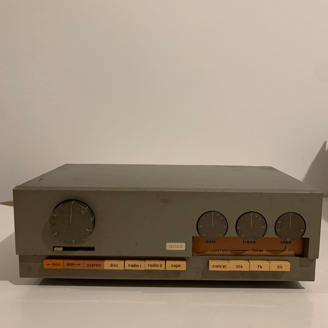 QUAD33通電OK＋303未確認ヴィンテージアンプジャンク扱い未確認ケーブル付