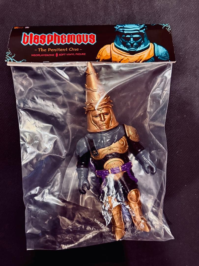 NEOPLAYERONE Blasphemous 悔悟者 二期カラー ソフビ - メルカリ