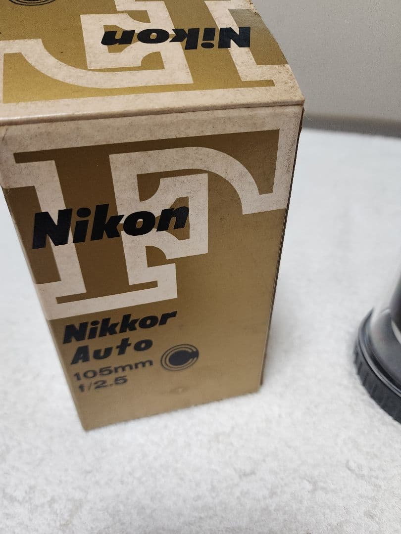 ニコン　Nikon　nikkor　１０５mm　f2.5　カメラ　レンズ　美品