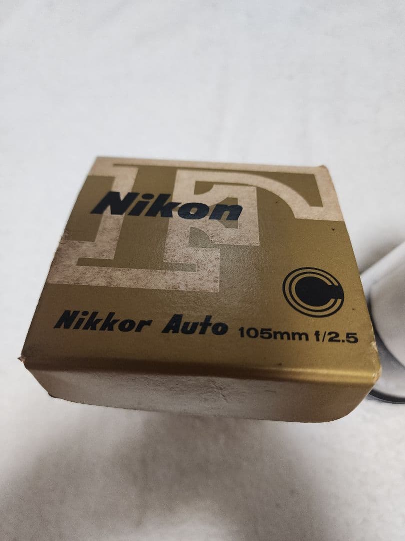 ニコン　Nikon　nikkor　１０５mm　f2.5　カメラ　レンズ　美品