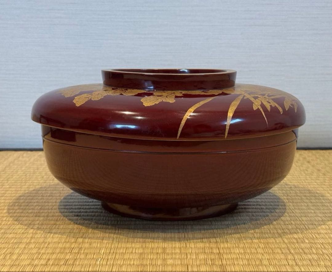 輪島塗 草花沈金 溜塗 栗色 大平 一対 明治時代後期 喰籠 木製漆器