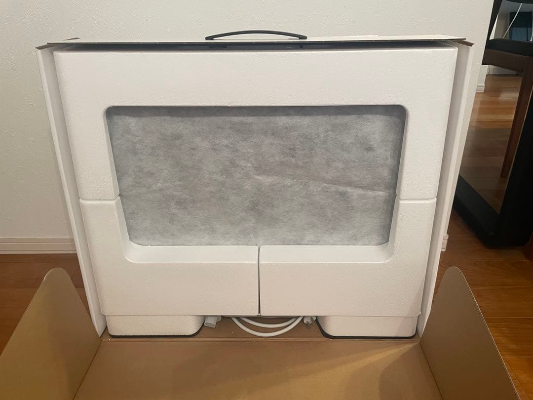 iMac 2019 21.5インチ　4Kディスプレイ