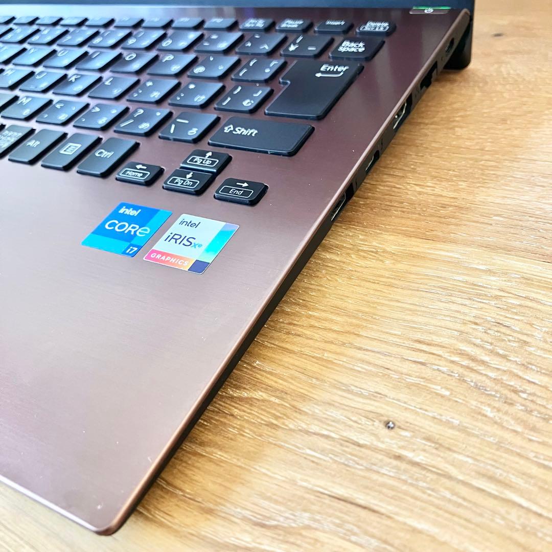 VAIO i7 32GB SSD512GBタッチ軽量Windows11ノートPC