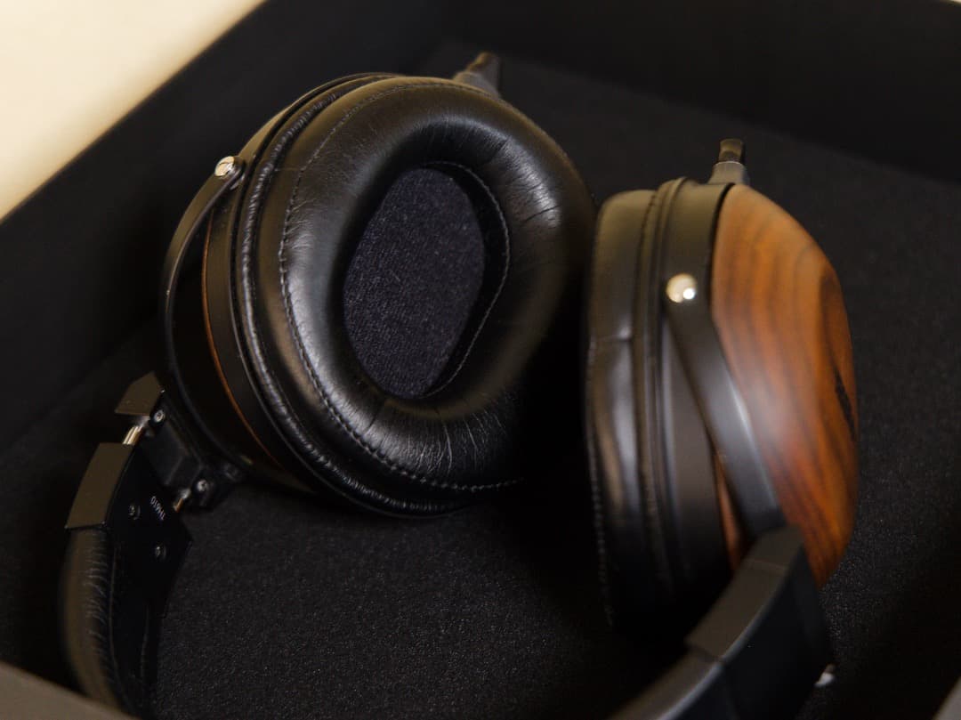 FOSTEX　TH610　ケーブルなし・MMCX変換コネクタ(E4UA製作品)