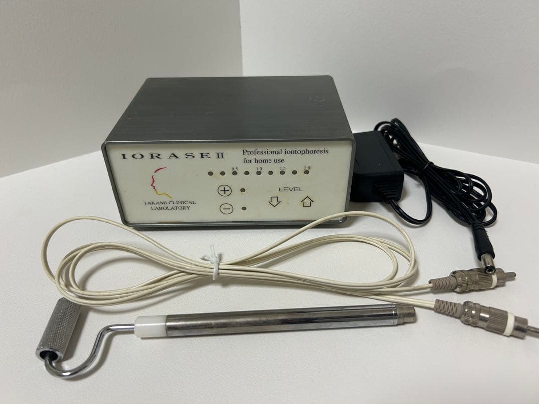 【完動品/レア】タカミクリニック　イオレーゼ2 イオン導入器IORASEⅡ エレクトロポレーション（ケアシス®） | 美容皮膚科 | あまの皮ふ科