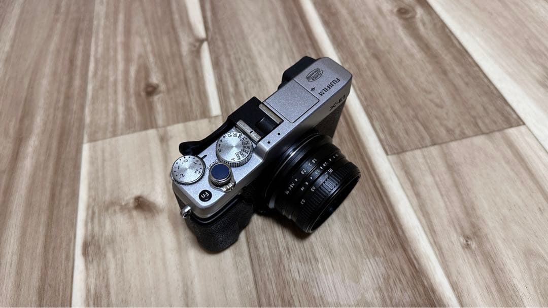 Fujifilm X-E1ボディーと単焦点レンズセット