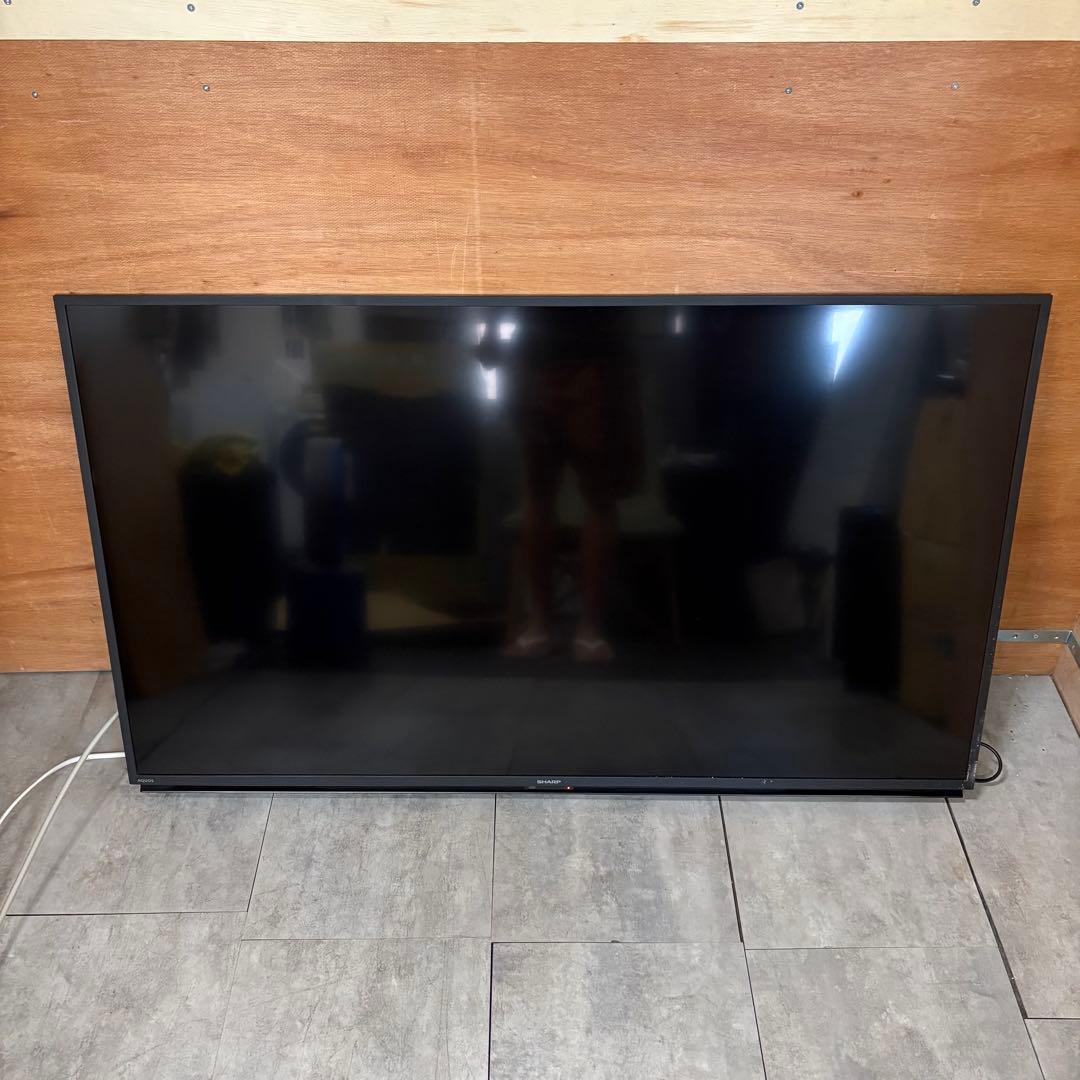 一都三県限定　配送無料　4K液晶テレビ　壁掛け　SHARP シャープ　50インチ