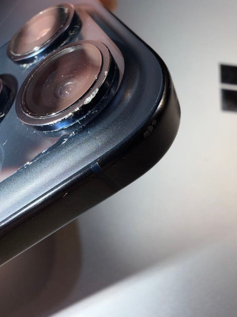 iPhone 15 Pro256GB ブルー チタニウム（傷あり）