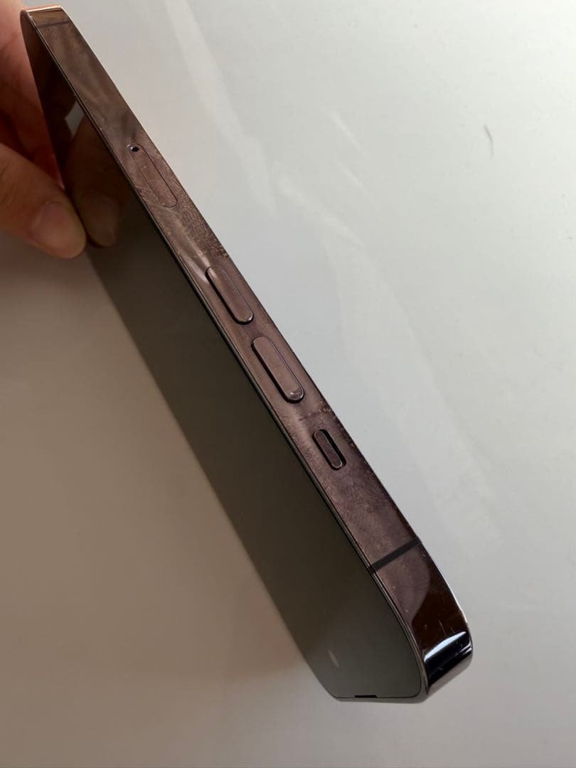 ダ*モ様 iPhone14pro ディープパープル　交換履歴無し