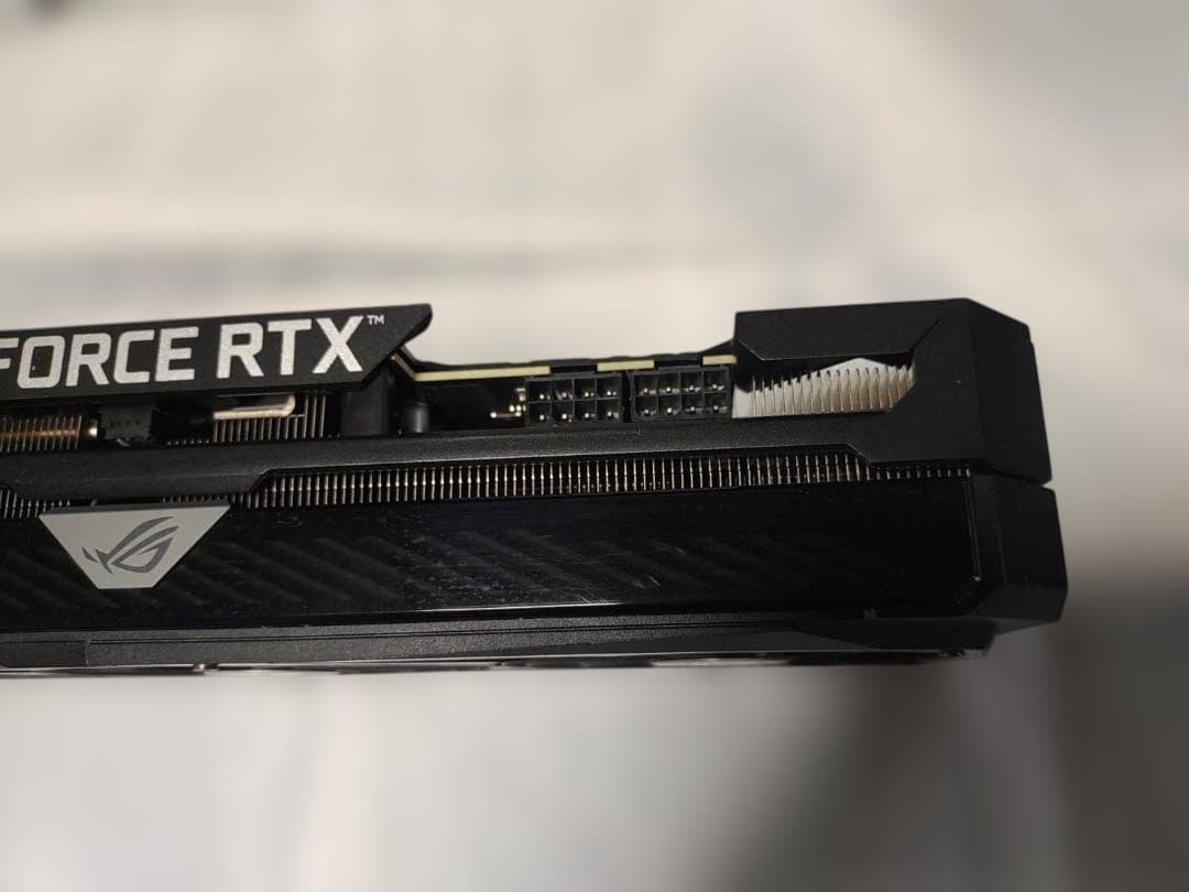 ROG-STRIX-RTX3070-O8G-GAMING 少し難あり