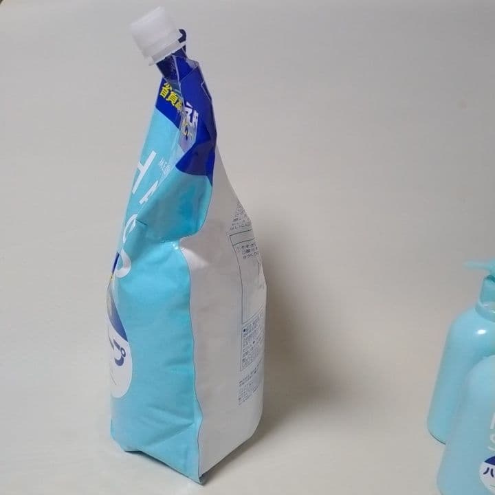 未使用・未開封 資生堂 薬用ハンドソープ 詰替え+ボトル2個セットの