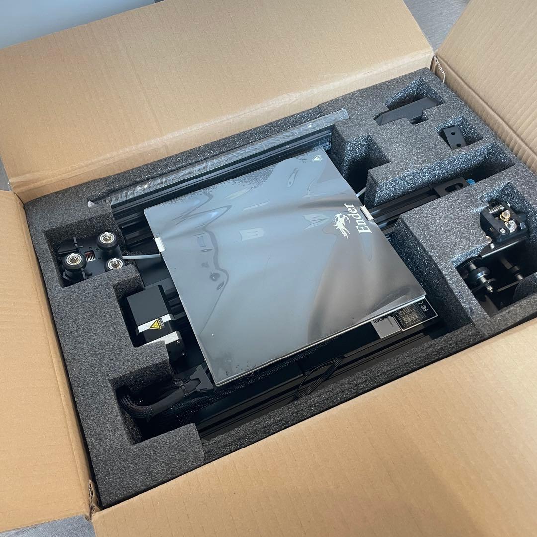 未使用　Ender-3 v2 3Dプリンター 本体　フィラメント黒新品一箱おまけ