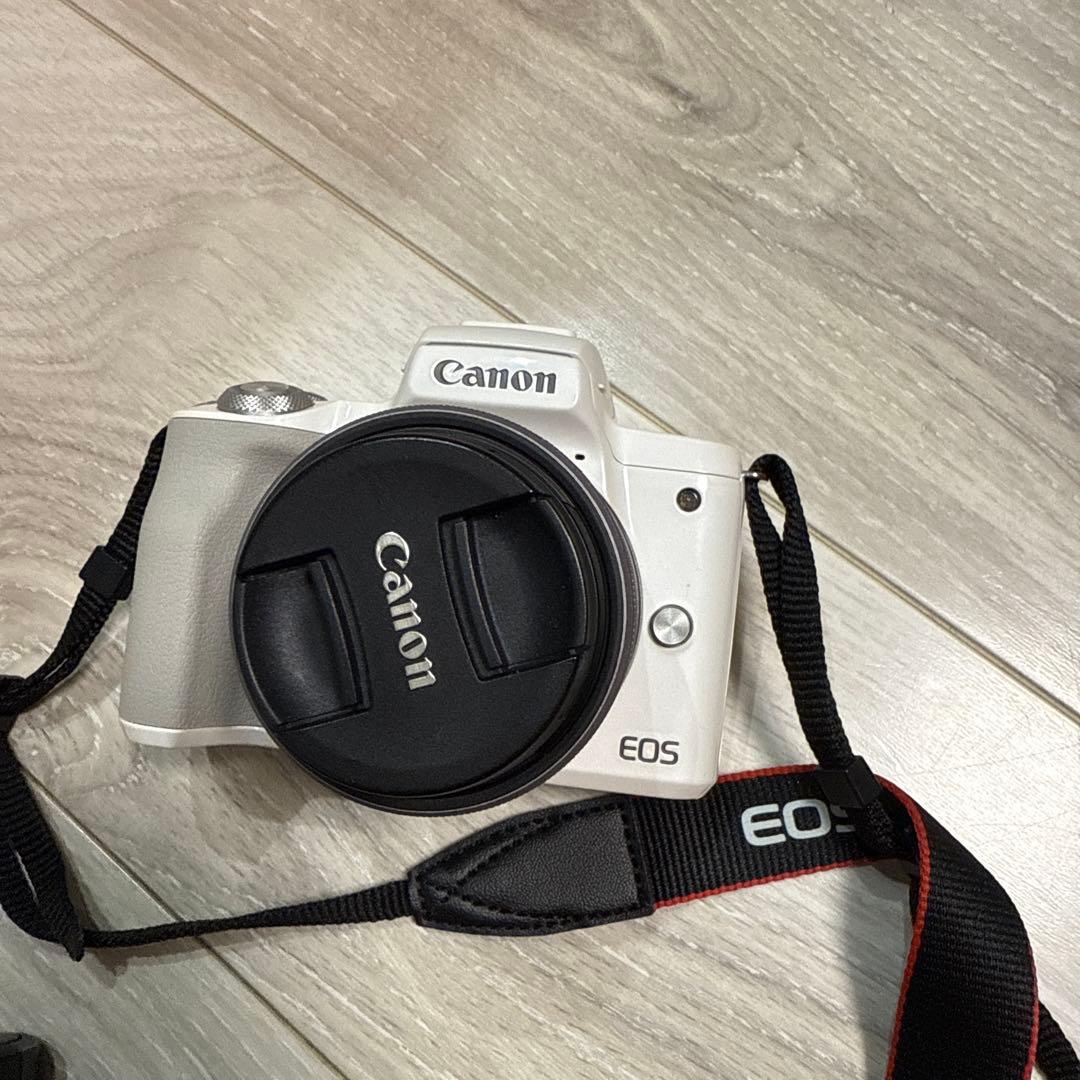 【美品】Canon EOS Kiss M ホワイト