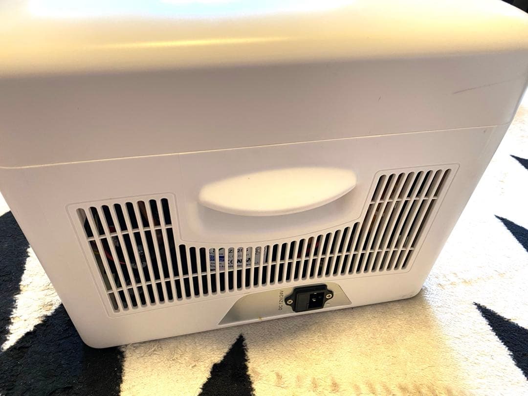 VERSOS 車載冷蔵庫 15L／DC12、24V・AC対応・2年使用・動作OK