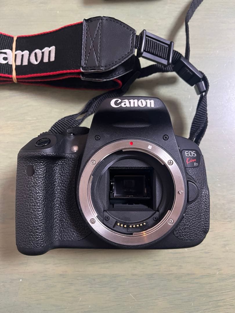 Canon EOS kiss X7i ボディ