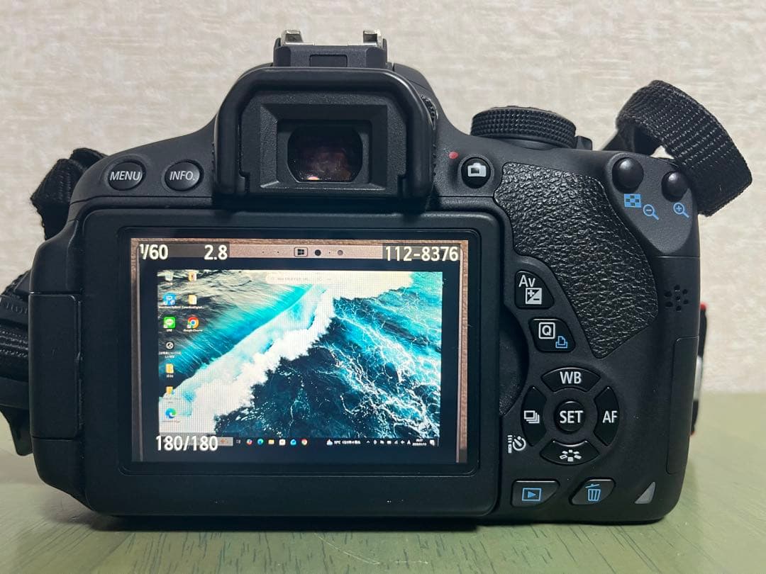 Canon EOS kiss X7i ボディ