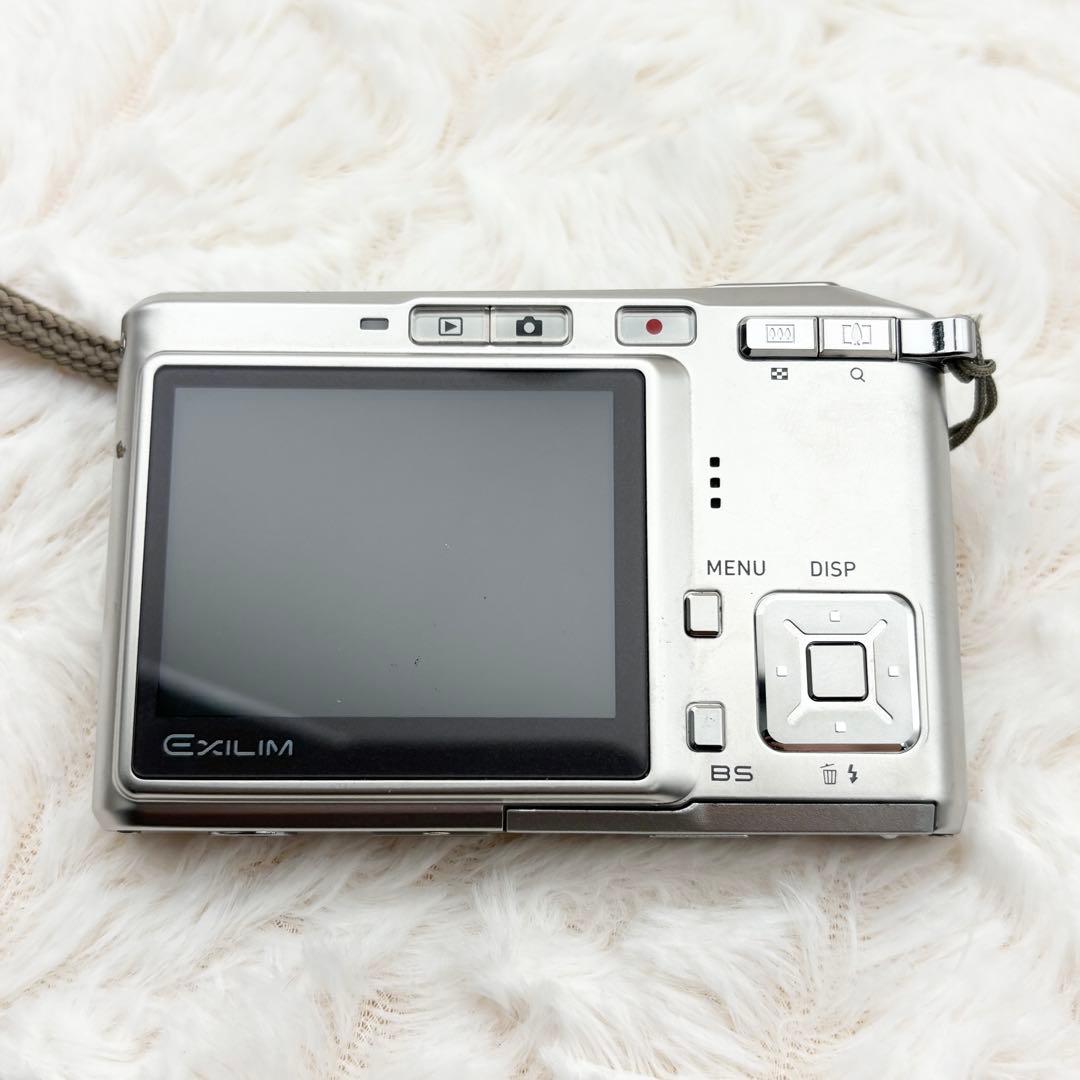 美品・動作良好✨ CASIO EXILIM EX-S600 シルバー - メルカリ