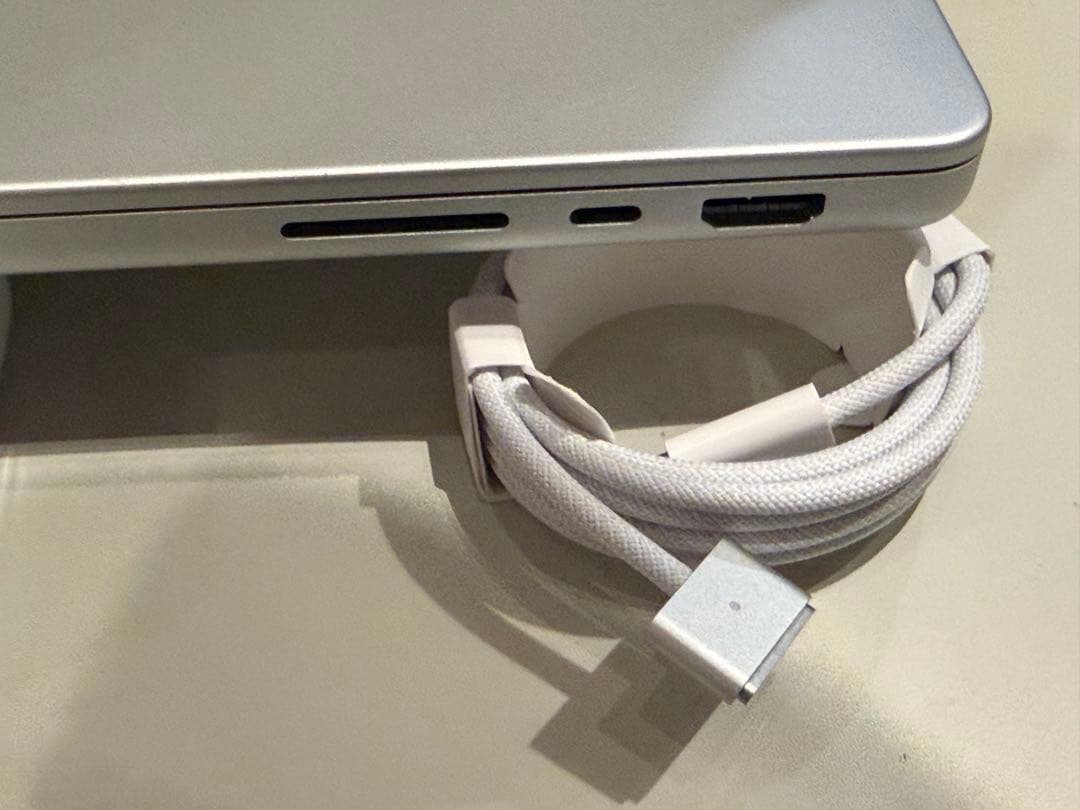 MacBook本体 Apple MacBook Pro 14 M3 Pro 36GB US