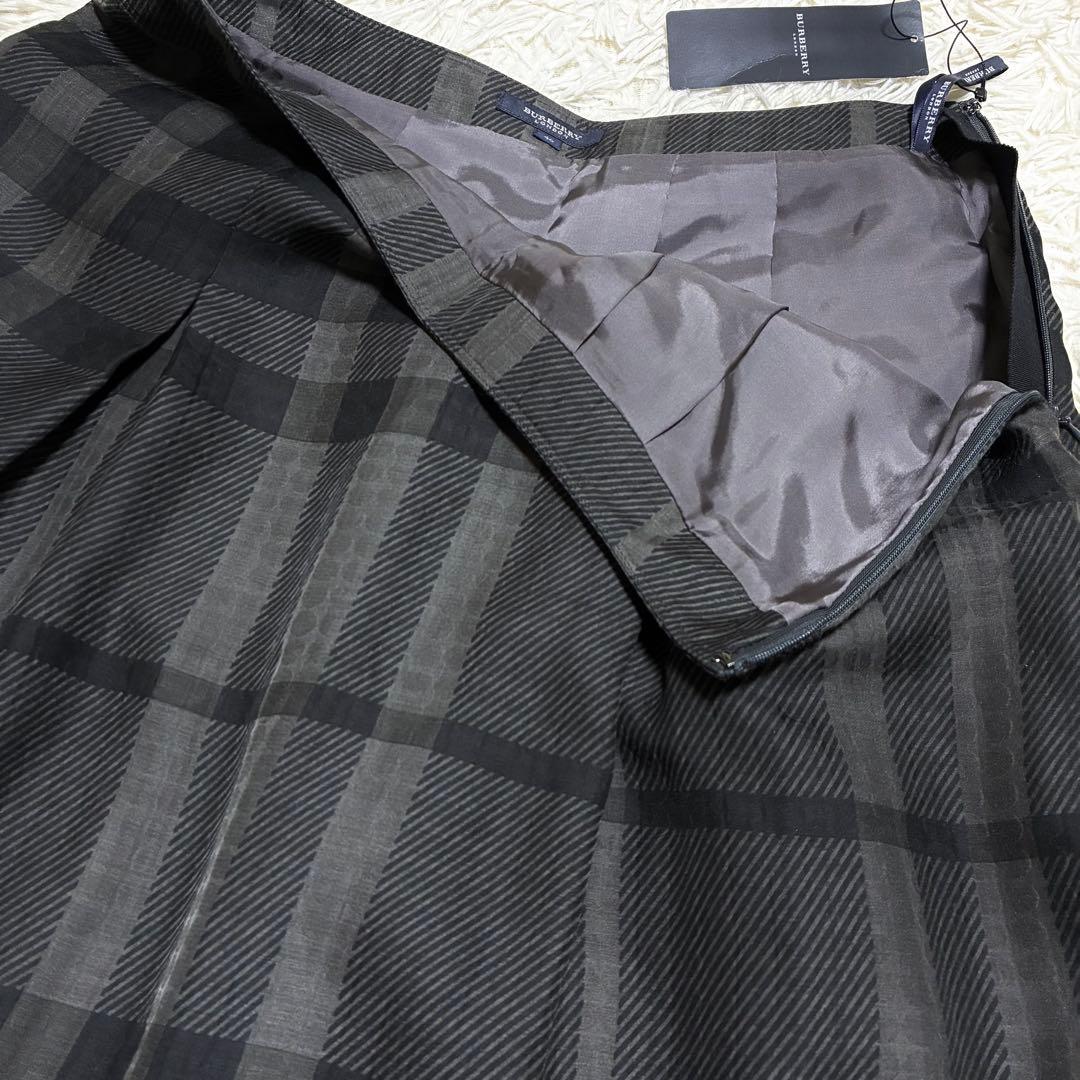 タグ付未使用】バーバリーロンドン ノバチェック スカート 大きい