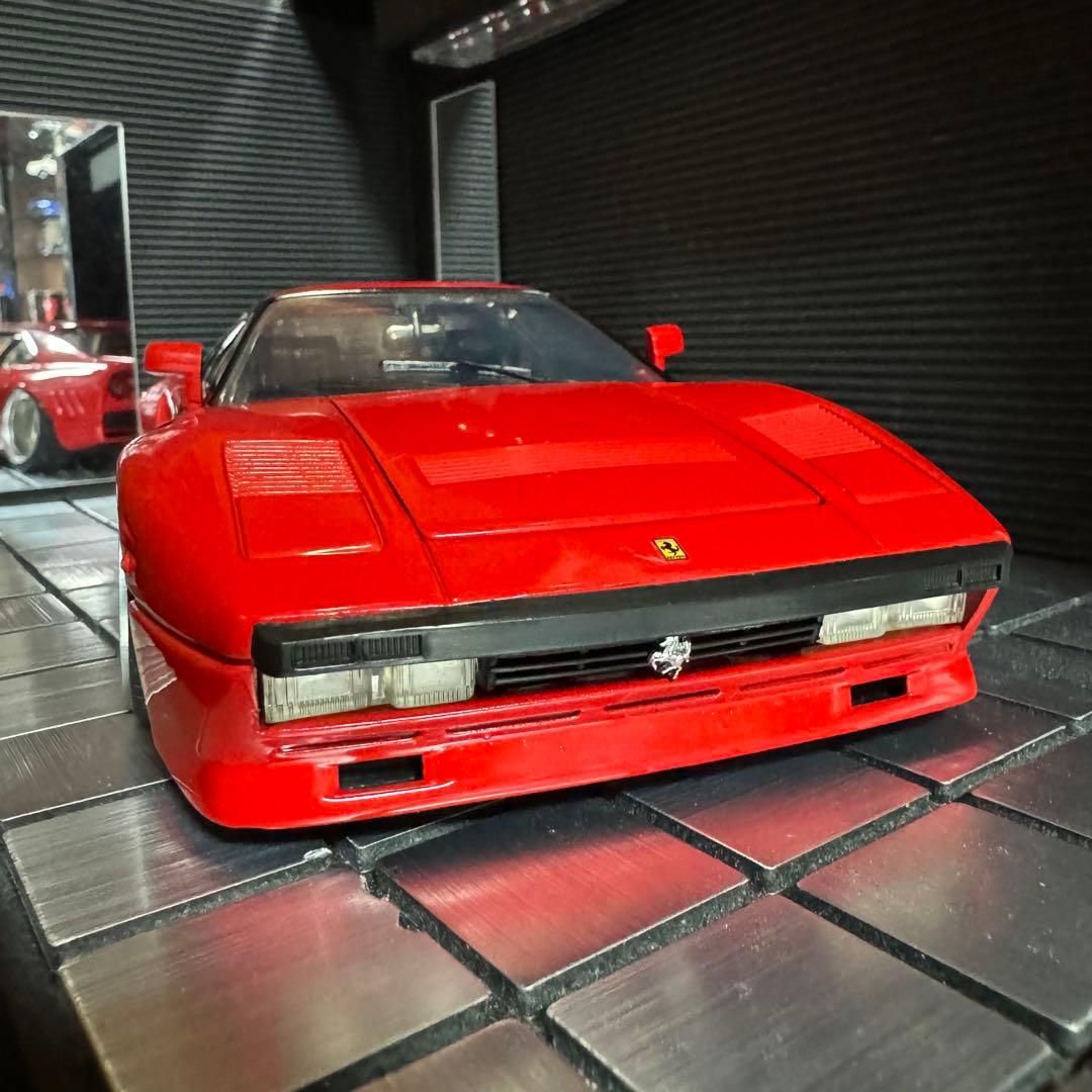 ホットウィール 1/18 フェラーリ 288GTO (カスタム仕様) - メルカリ