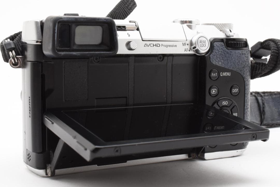 ショット数少 Panasonic LUMIX DMC-GX7 ミラーレスカメラ