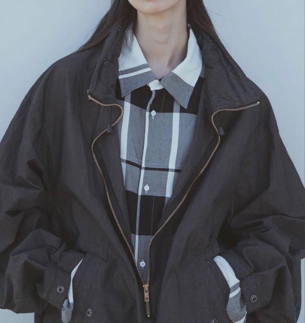 25AW barbell object h/s hn top(b.white) - メルカリ