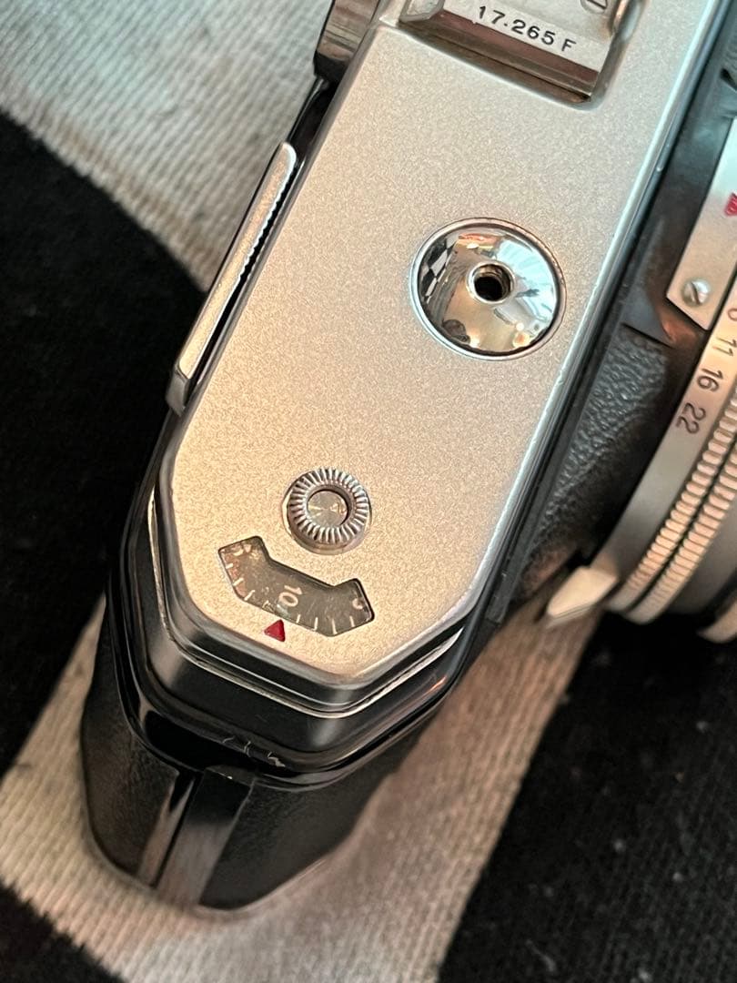 FOCA FLEX レンズ固定の一眼レフ