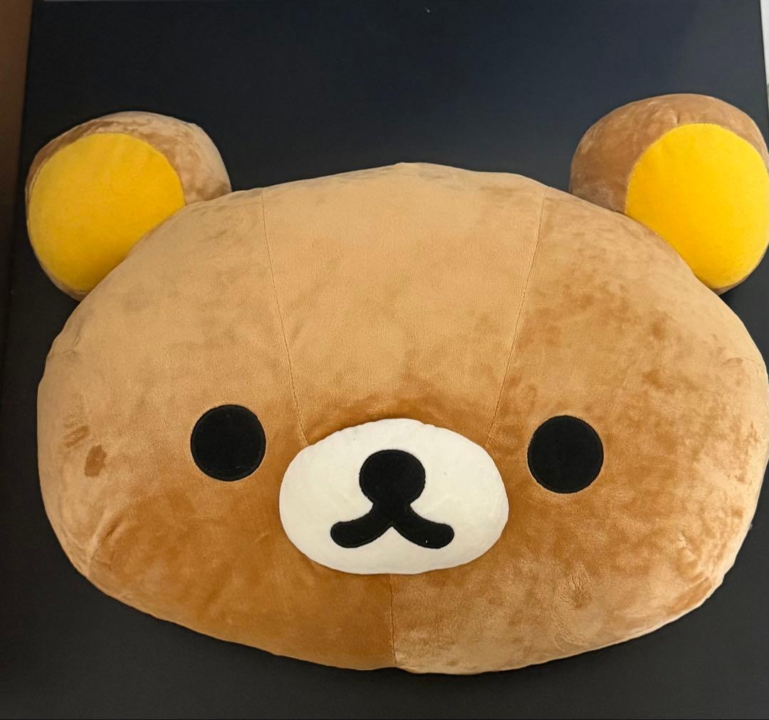 リラックマ ダイカット顔クッション - メルカリ