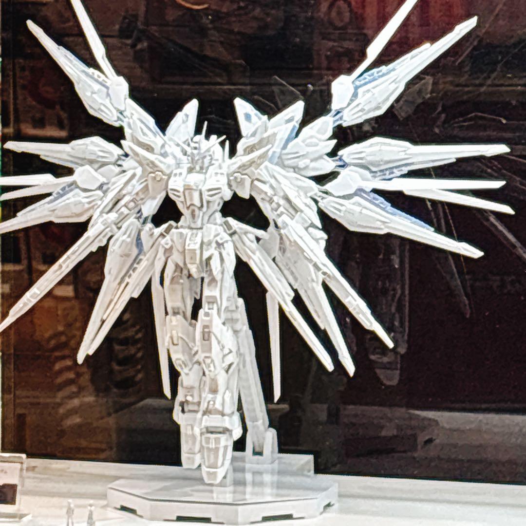 MGEX1/100ストライクフリーダムガンダムTWILIGHTCOATING MGEX 1/100 STRIKE FREEDOM GUNDAM ［TWILIGHT COATING］ | GUNDAM